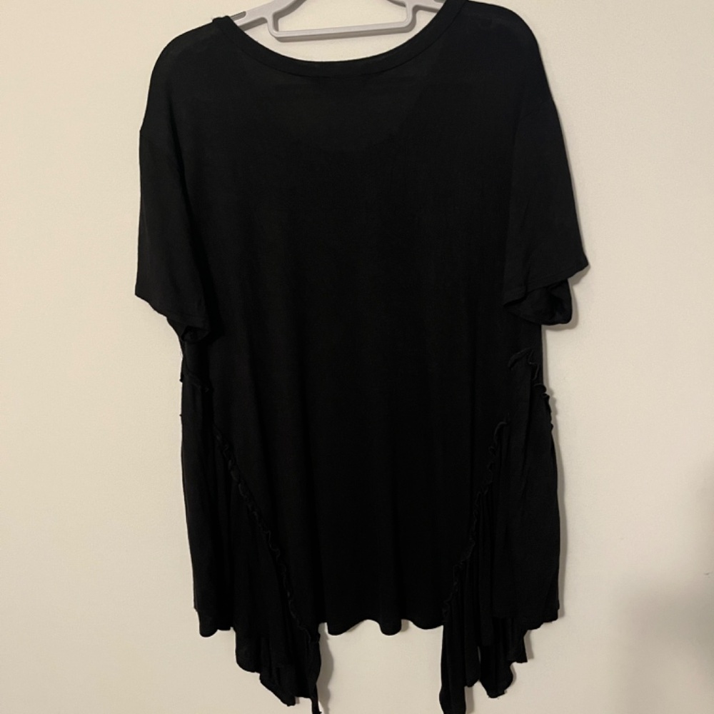 Vision Ruffle Tee - Lightweight - 1X Plus - Picture 2 of 4